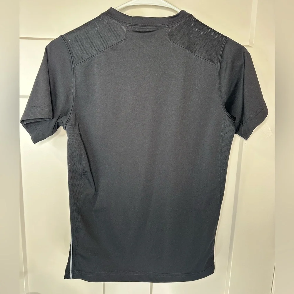 Nike Dri-Fit‎ Boys Medium Black Athletic Performance Tee